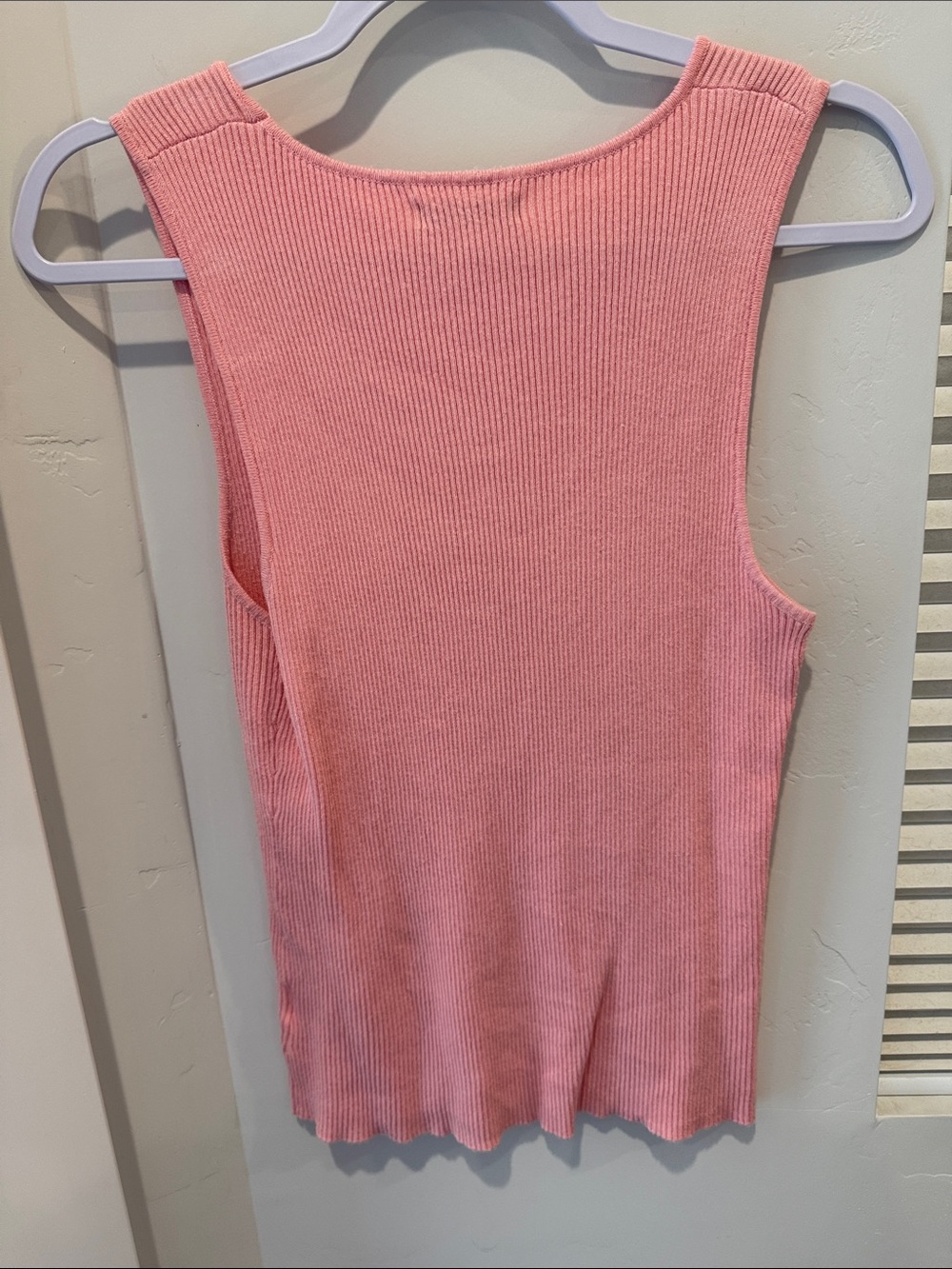 Pink Ribbed Sleeveless Tank Top - Picture 3 of 4
